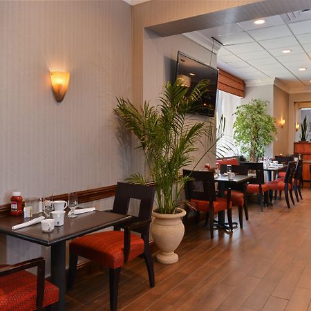 Holiday Inn New London By Ihg Экстерьер фото
