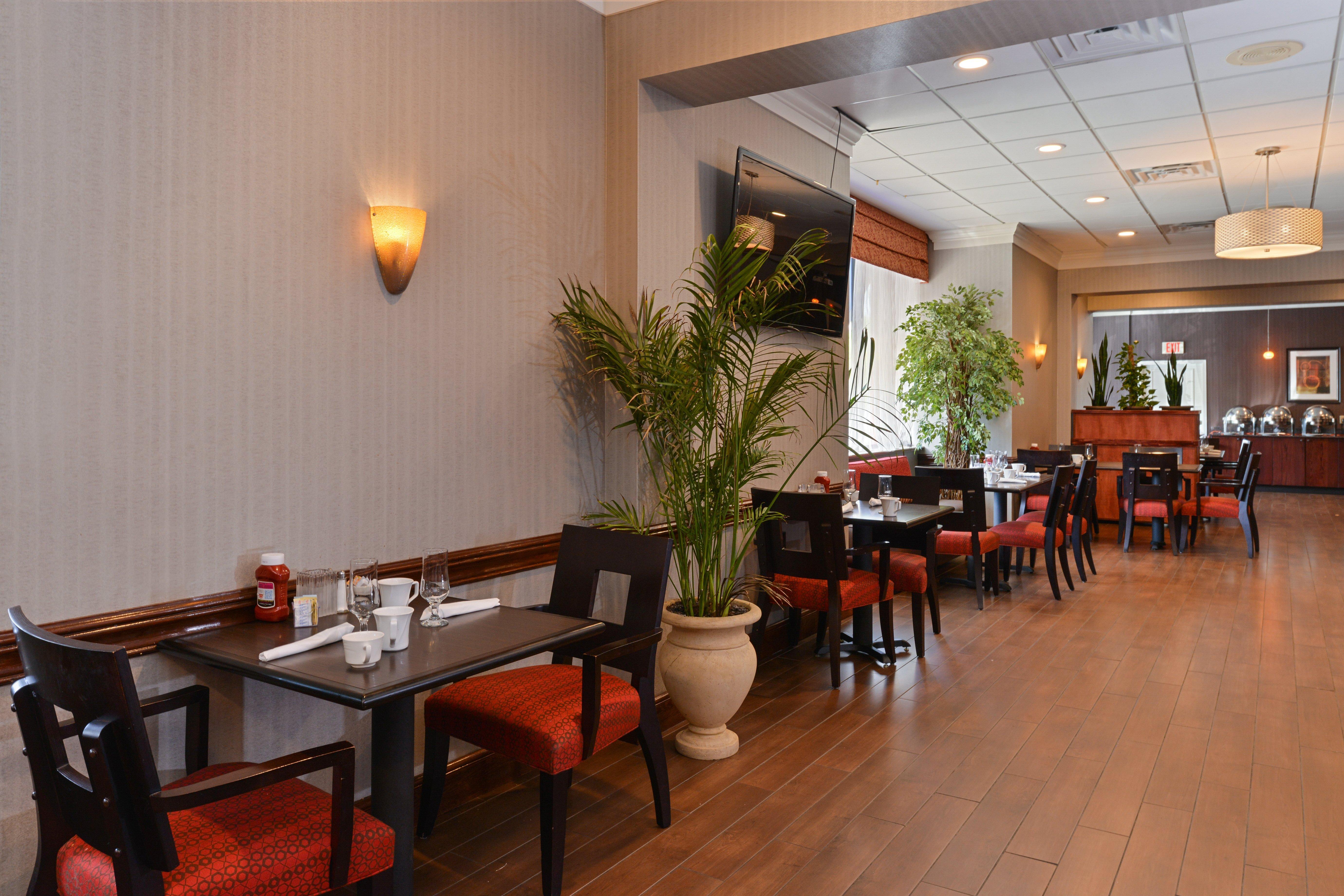 Holiday Inn New London By Ihg Экстерьер фото