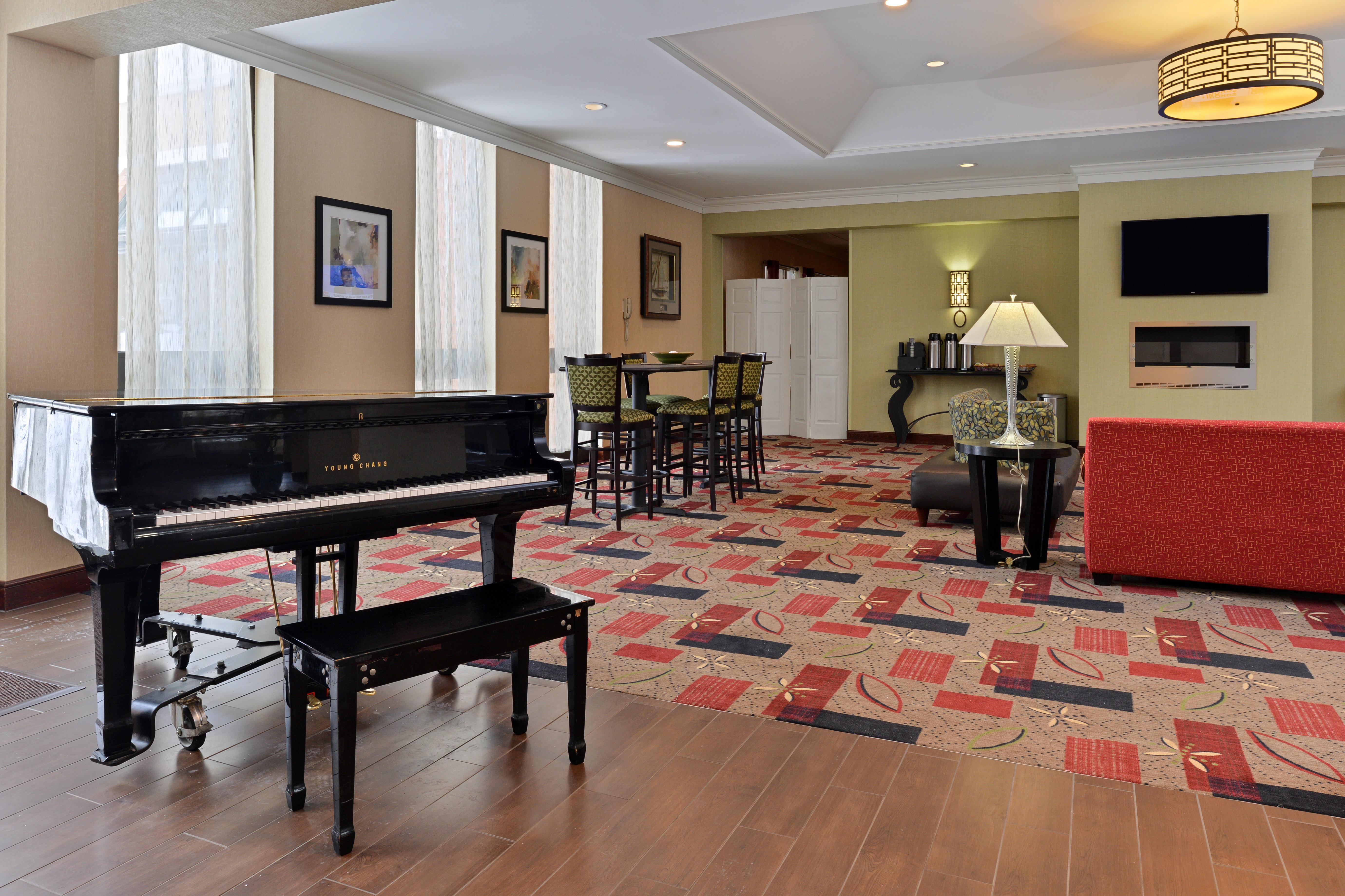 Holiday Inn New London By Ihg Экстерьер фото