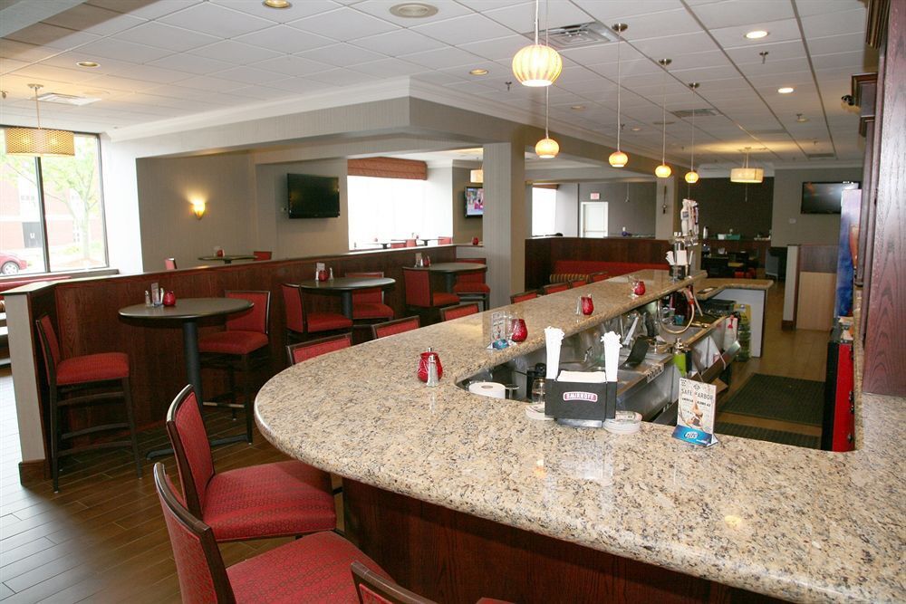 Holiday Inn New London By Ihg Экстерьер фото
